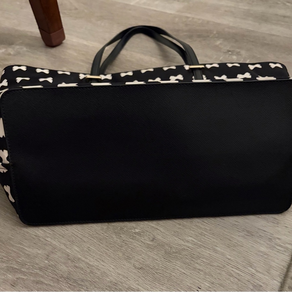 Kate Spade Black Tote with White Bow Pattern - Picture 5 of 8
